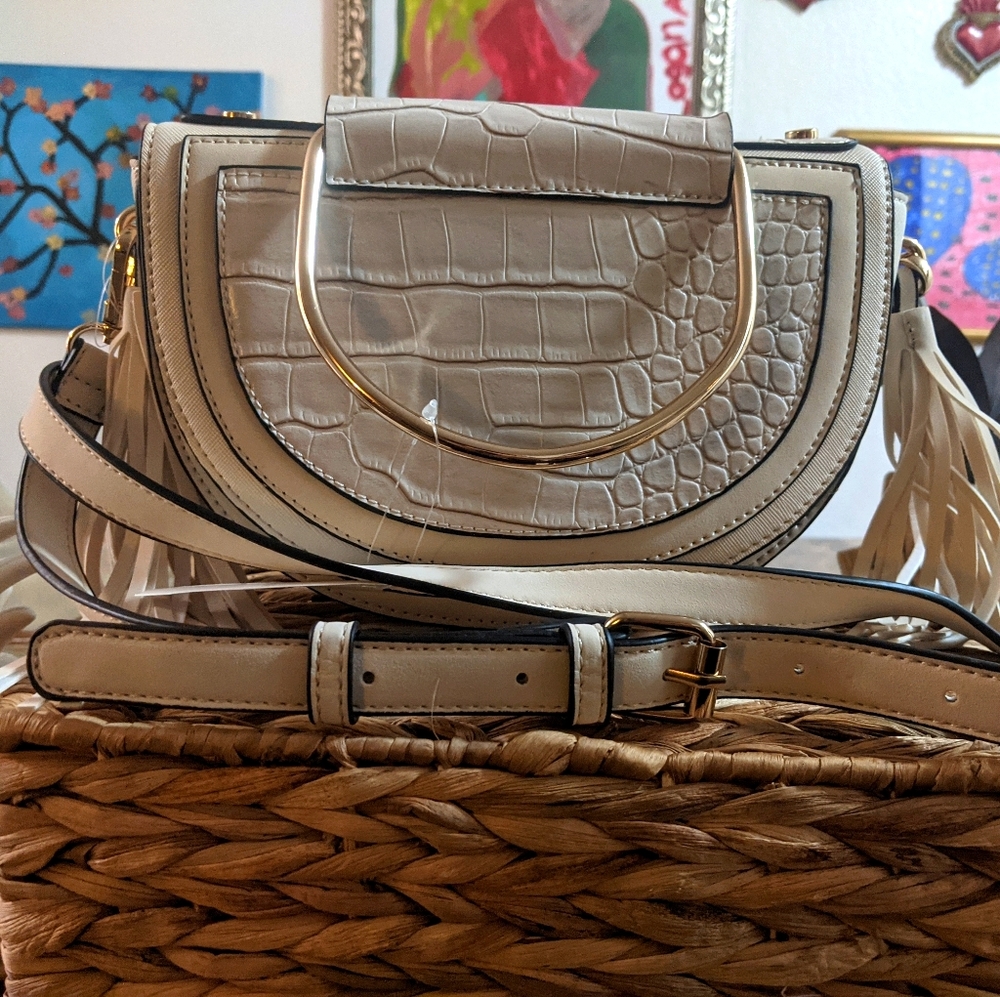 Cato cream crossbody purse
